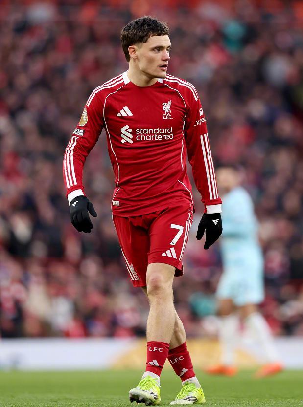 PP电子(中国)-索博任意球破僵局，萨拉赫回归铁卫造乌龙，利物浦3-0完胜马赛