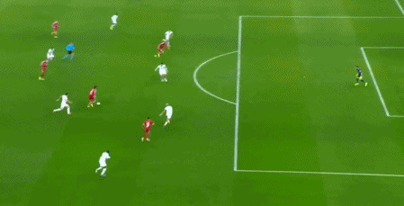 PP电子(中国)-3-0！萨拉赫失单刀，索博斯洛伊致敬小罗，利物浦剑指欧冠16强