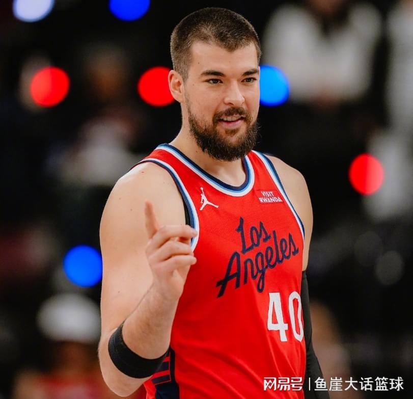 PP电子(中国)-快船126-89篮网!无解的不是大胜,而是泰伦卢对伦纳德哈登的评价