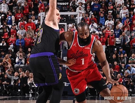 PP电子(中国)-快船轻松过关三喜临门,主力得到休息时间,找回久违强悍防守