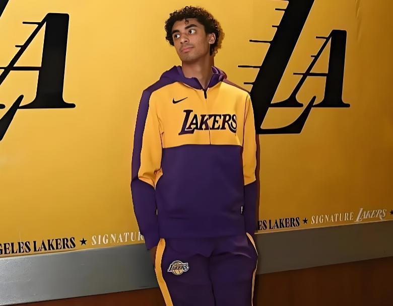 PP电子(中国)-连续四场!独行侠捡到宝?比浓眉还靠谱了?