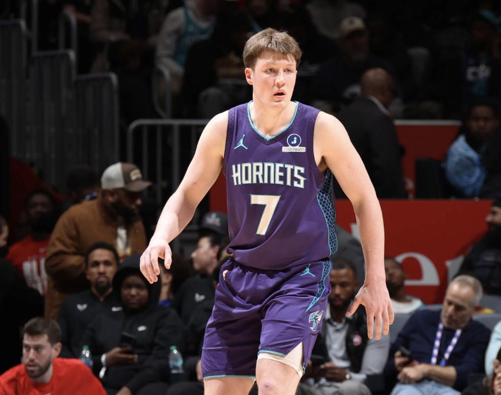 PP电子(中国)-NBA新一期新秀榜：克努佩尔反超弗拉格登顶榜首，埃奇库姆第三