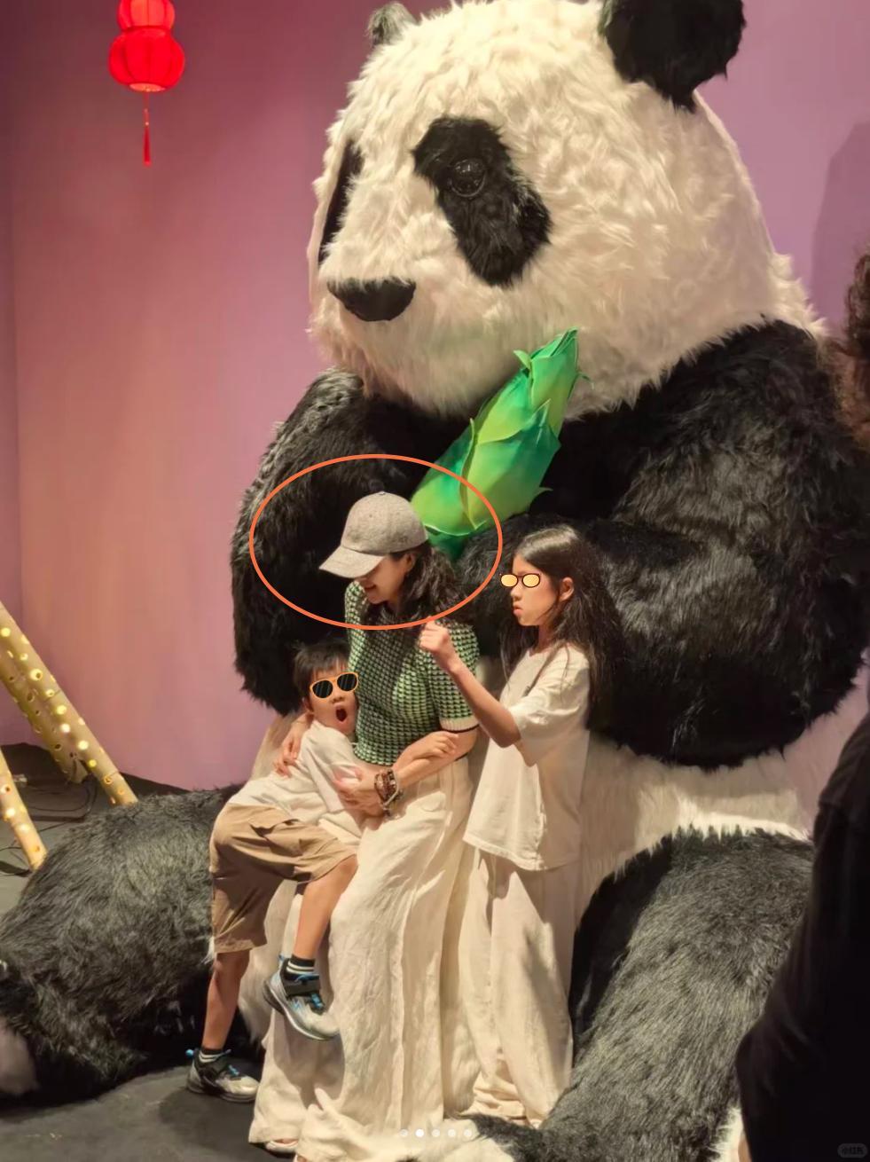 PP电子(中国)-明星过年大型 “卸妆现场”！全员恢复出厂设置，最接地气竟是他